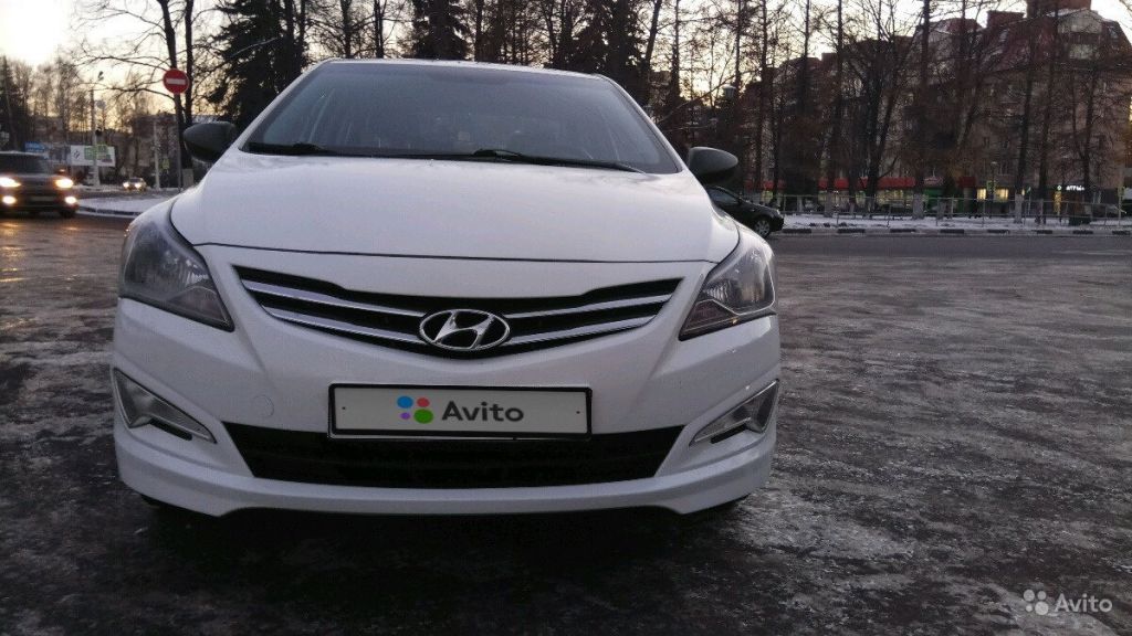 Hyundai Solaris 1.6 AT, 2015, седан в Москве. Фото 1